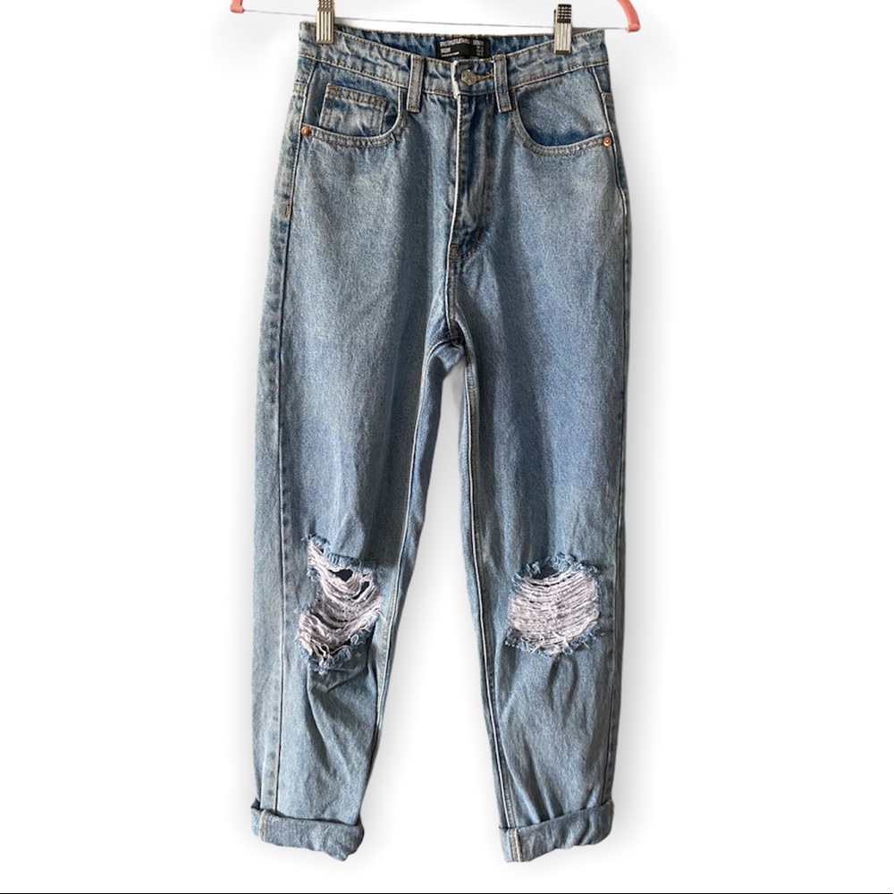 Prettylittlething Mom Jeans, Light Blue Wash,  NWT